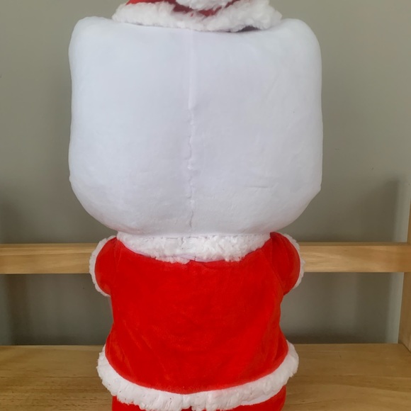 NWT Hello Kitty Christmas Greeter - Picture 2 of 3